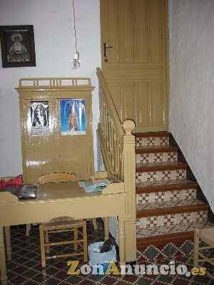VENDO CASA MUY GRANDE, PARA REHABILITAR